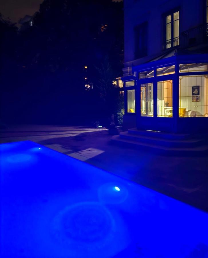 Chateau Grandclement Lyon Villeurbanne Niveau Rdc - Tresor Cache En Ville Avec Vue Piscine Et Parc ビユールバンヌ エクステリア 写真